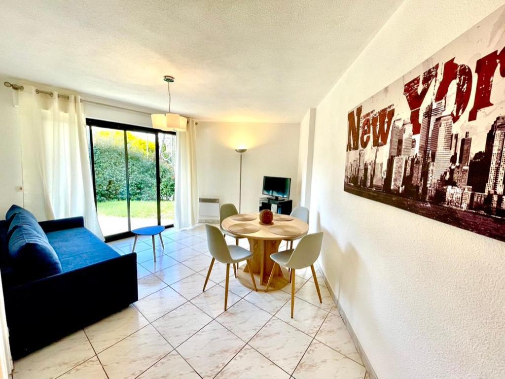Charmant Rez De Jardin - 900M Plage De Pontaillac Apartman Royan Kültér fotó