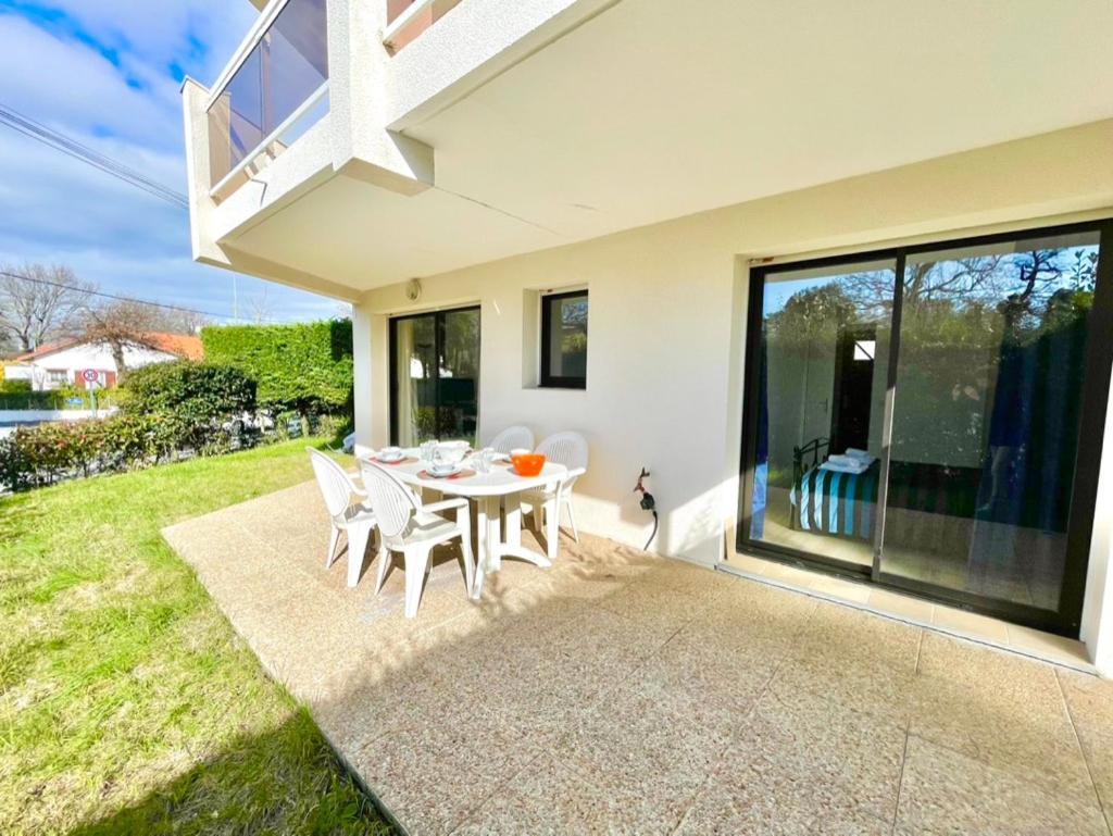 Charmant Rez De Jardin - 900M Plage De Pontaillac Apartman Royan Kültér fotó
